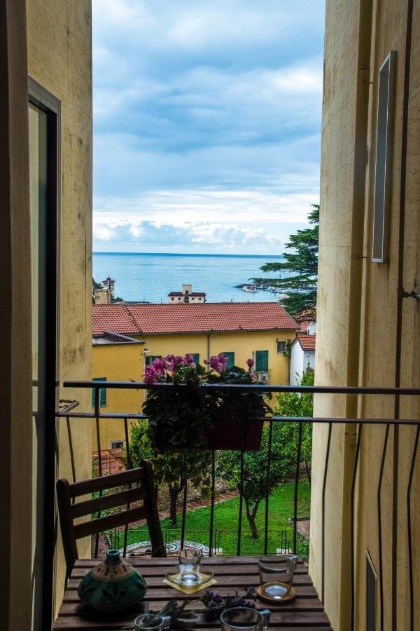 Riflessi Damare Room & Apartment Салерно Экстерьер фото
